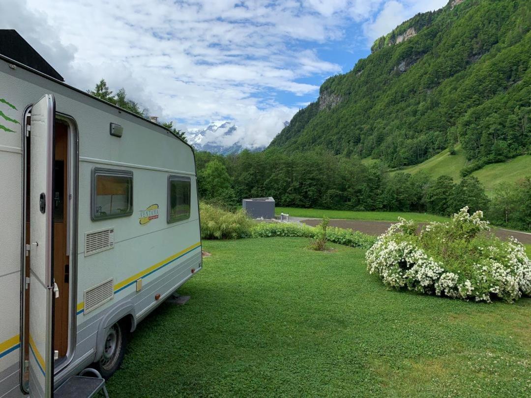 Revier Caravan-Ig Und Cool Hatzingen Eksteriør billede